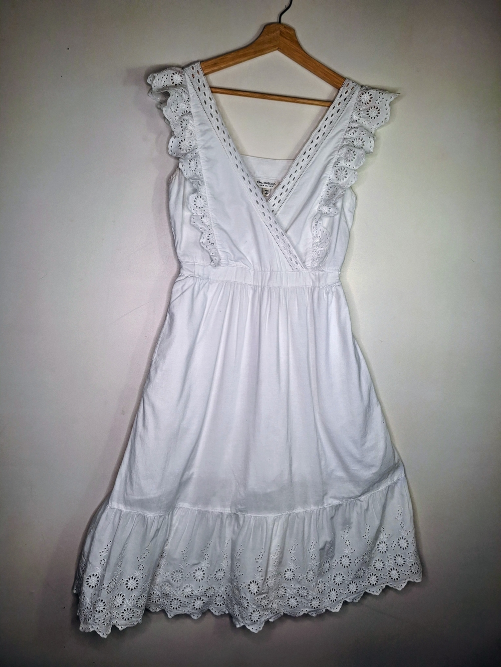 Miss Selfridge White Eyelet V-Neck Midi Dress with Ruffle Straps Size US 6
